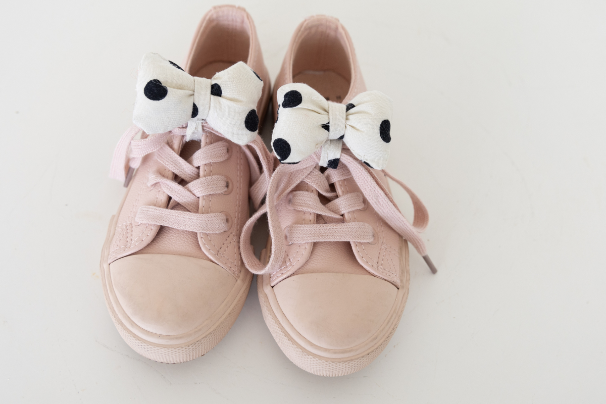 DIY Minnie Bows for Shoes!🎀   |  Taylor Joelle Launch Celebration