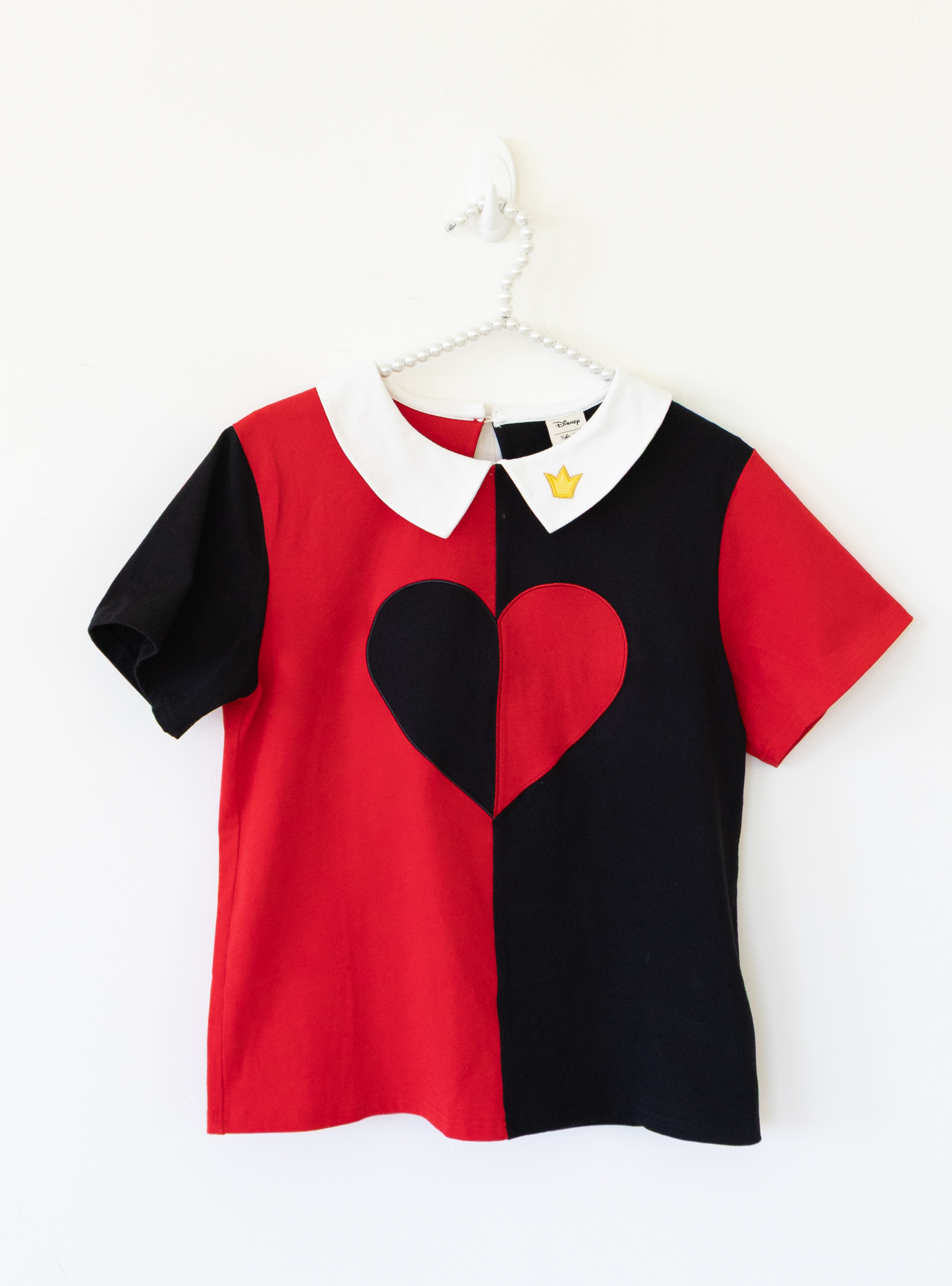 Disney Queen of Hearts Women's Tee