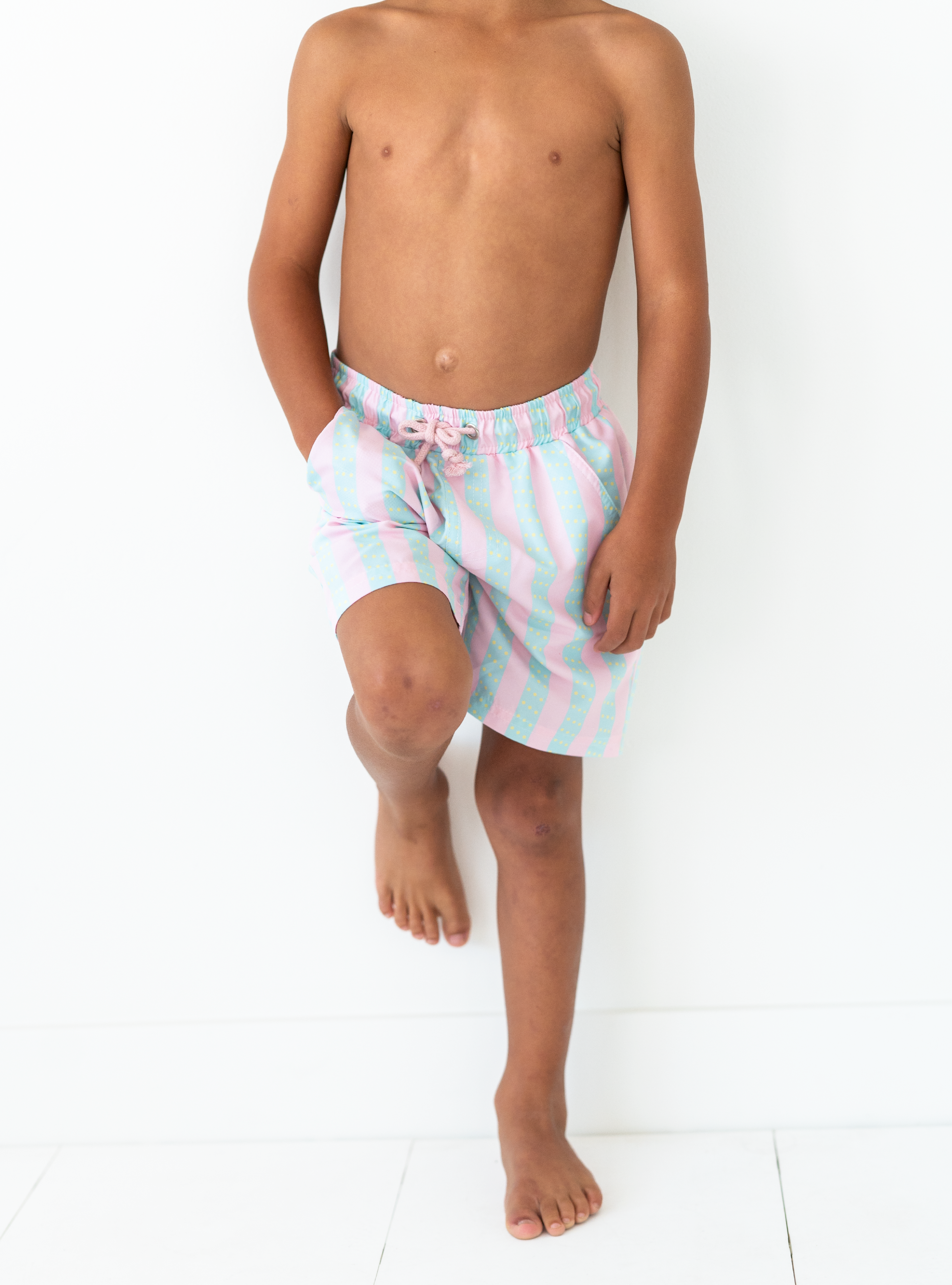 Short de bain rayé de plage