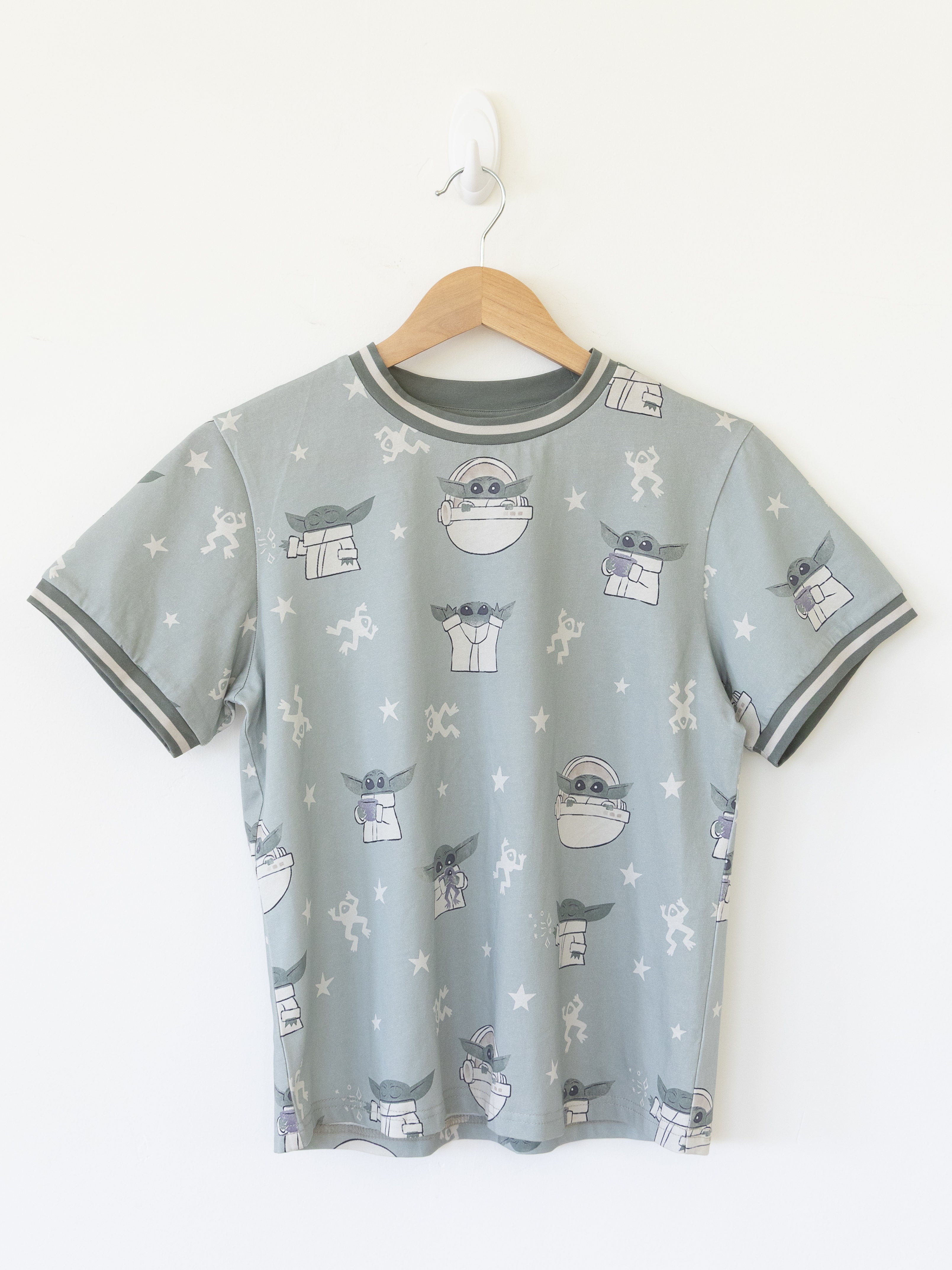 PREORDER -Star Wars Grogu Women’s Ringer Tee