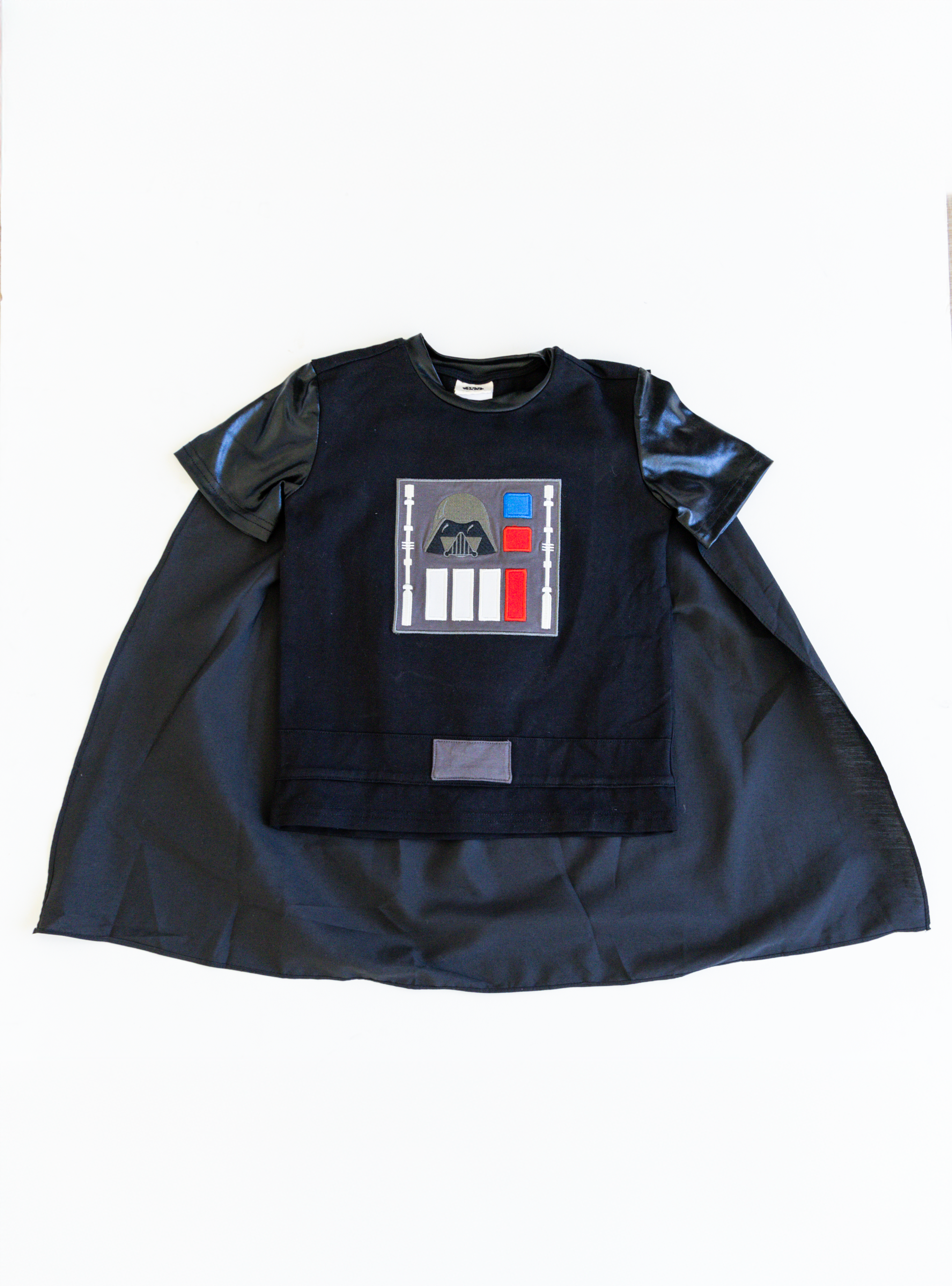 PREORDER - Star Wars™ Darth Vader Tee