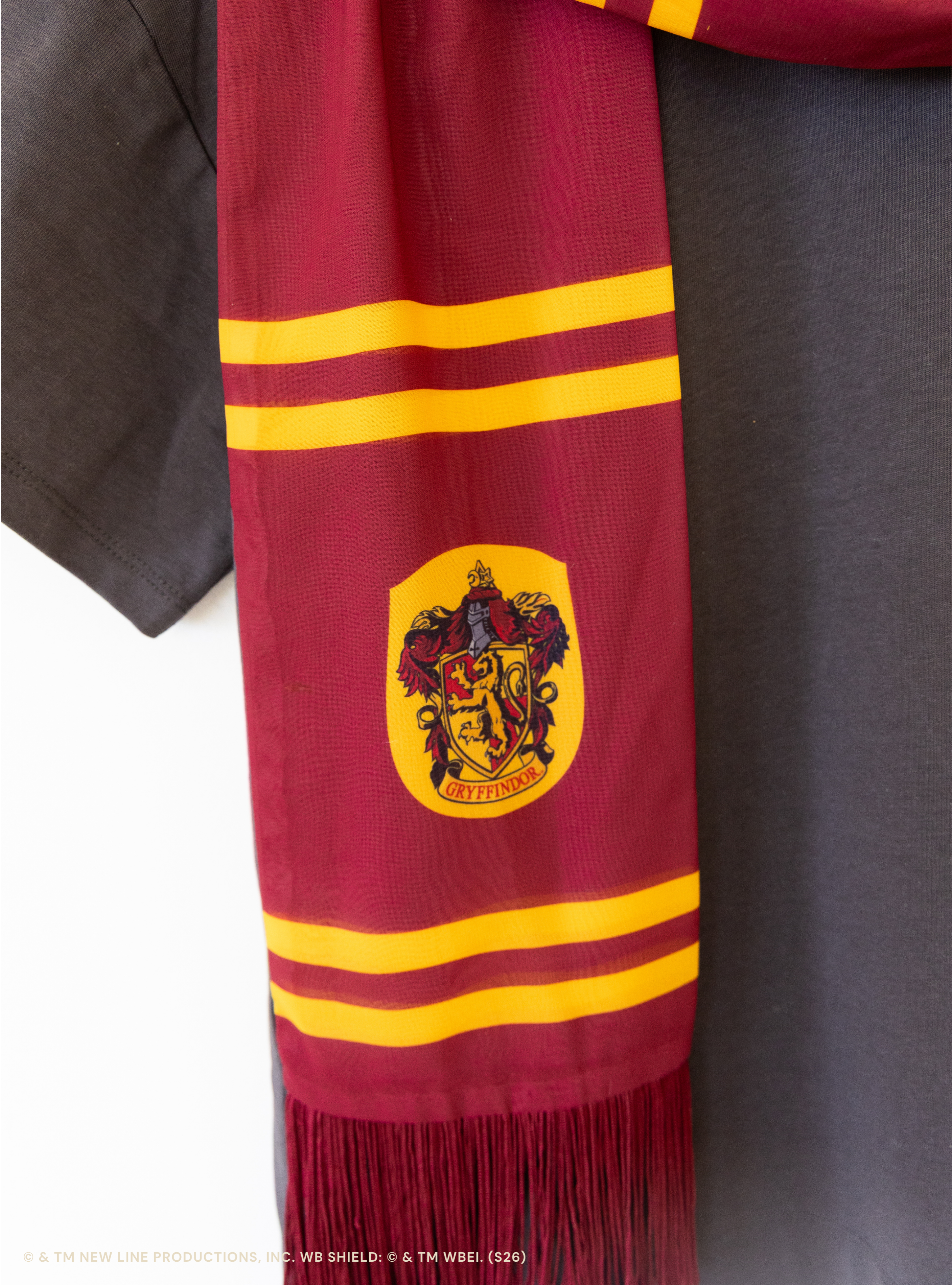 PREORDER - Harry Potter Gryffindor Adult Scarf Tee