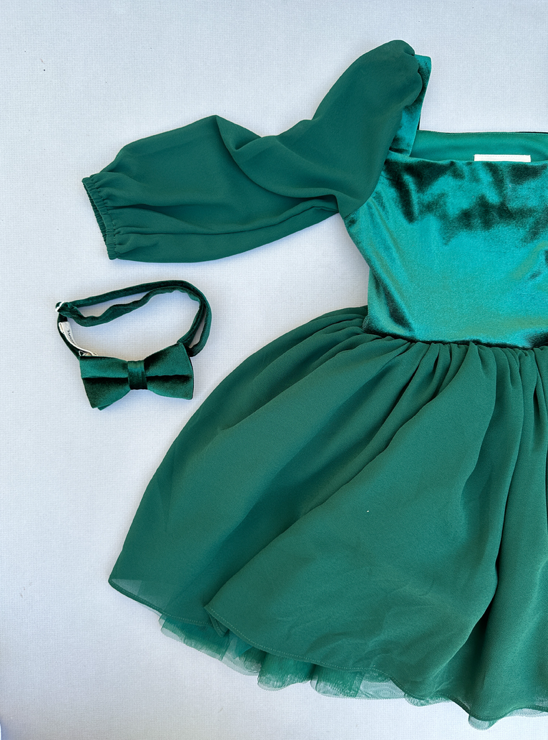 PREORDER - Green Velvet Bow Tie - Child